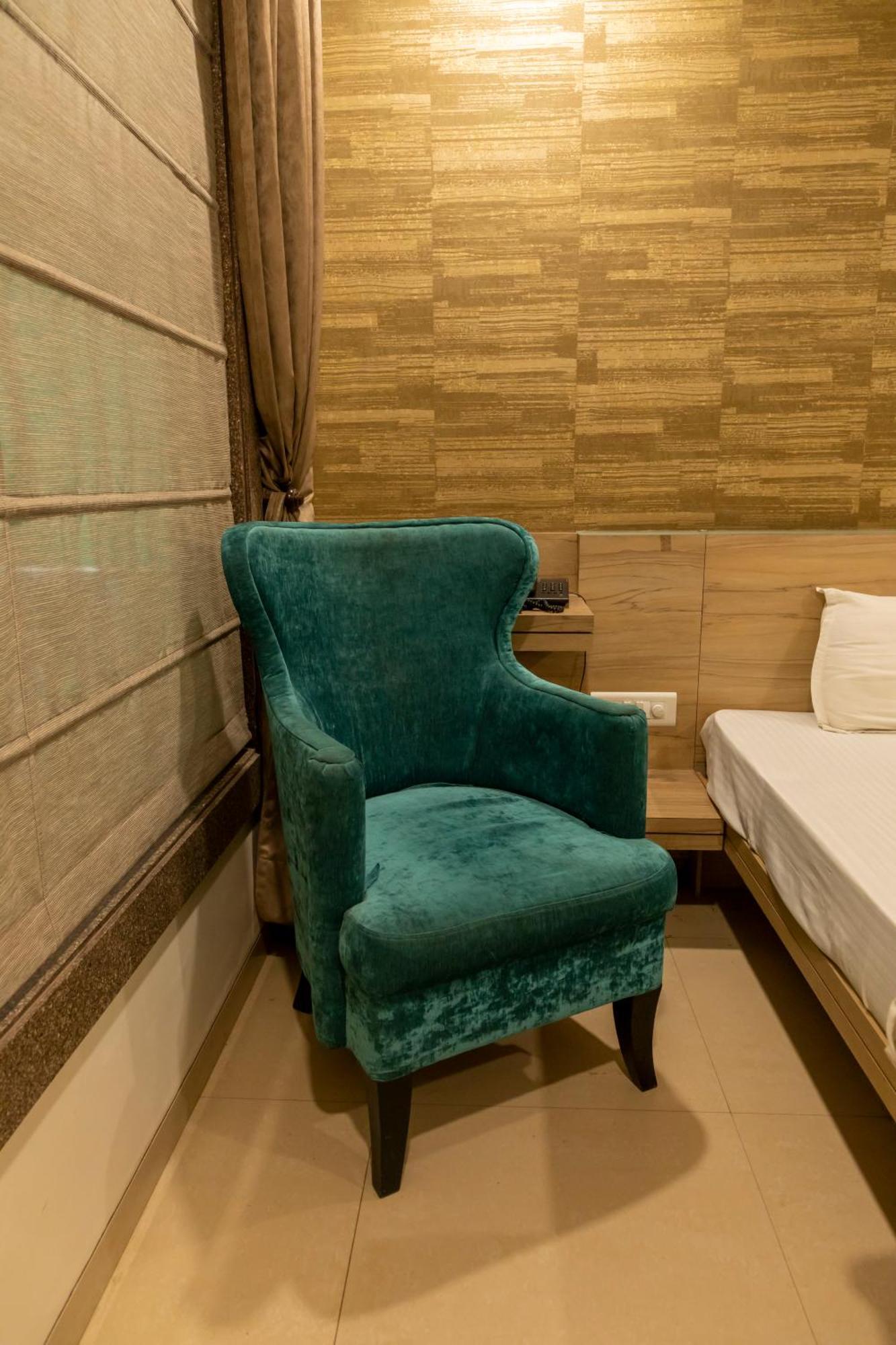 Adarsh Palace Hotel Bhopal Ngoại thất bức ảnh