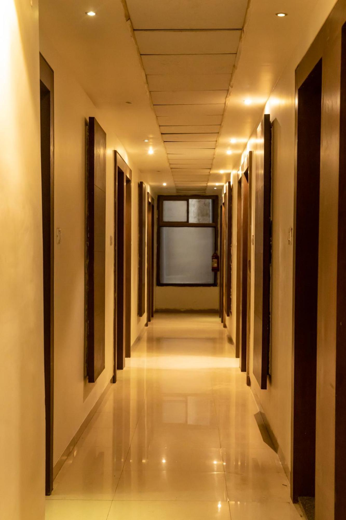 Adarsh Palace Hotel Bhopal Ngoại thất bức ảnh
